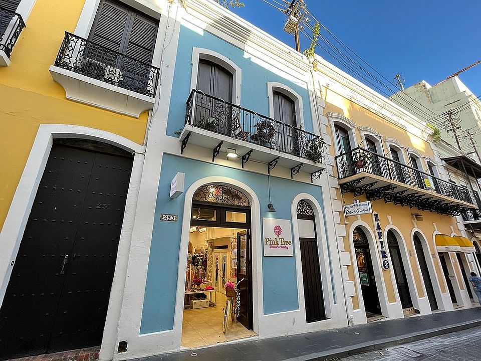 1st image of 253 Calle De La Tanca Old