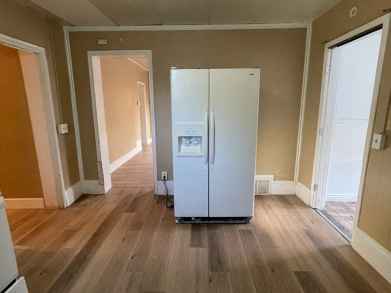 2742 Adams Ave — Photo 8