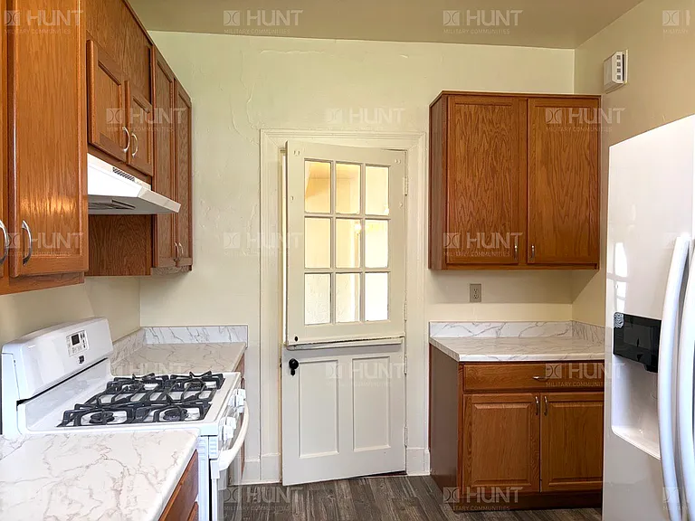 1 E Park Ln #321 — Photo 7