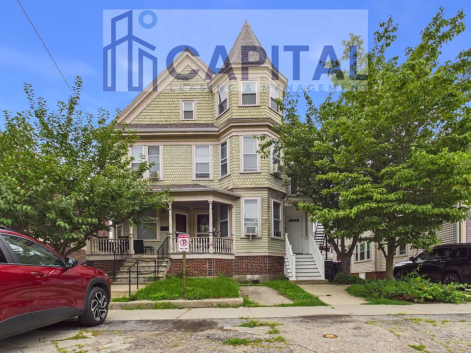 305 Washington Ave #1