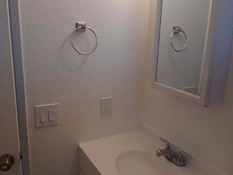 1480 N Palm Ave #D — Photo 28