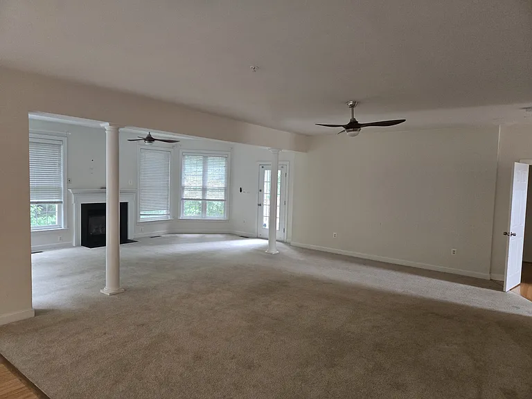 10225 Everley Ter — Photo 22