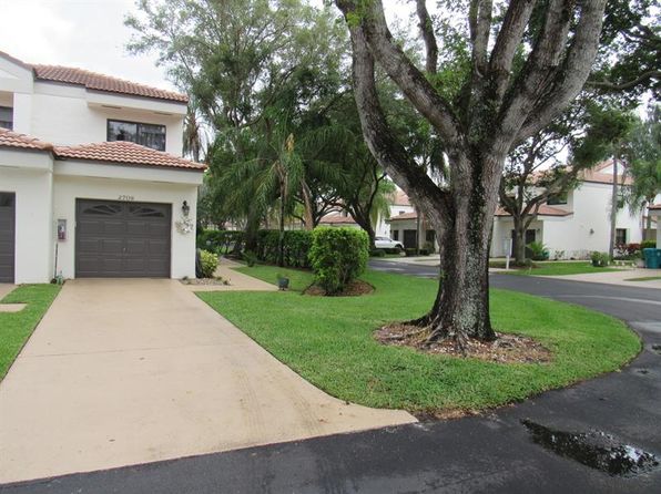 2708 Black Oak Way