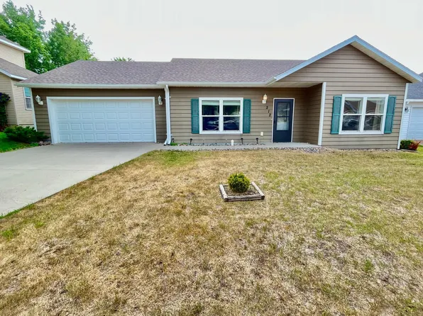 212 Lana Ct, Fergus Falls, MN 56537