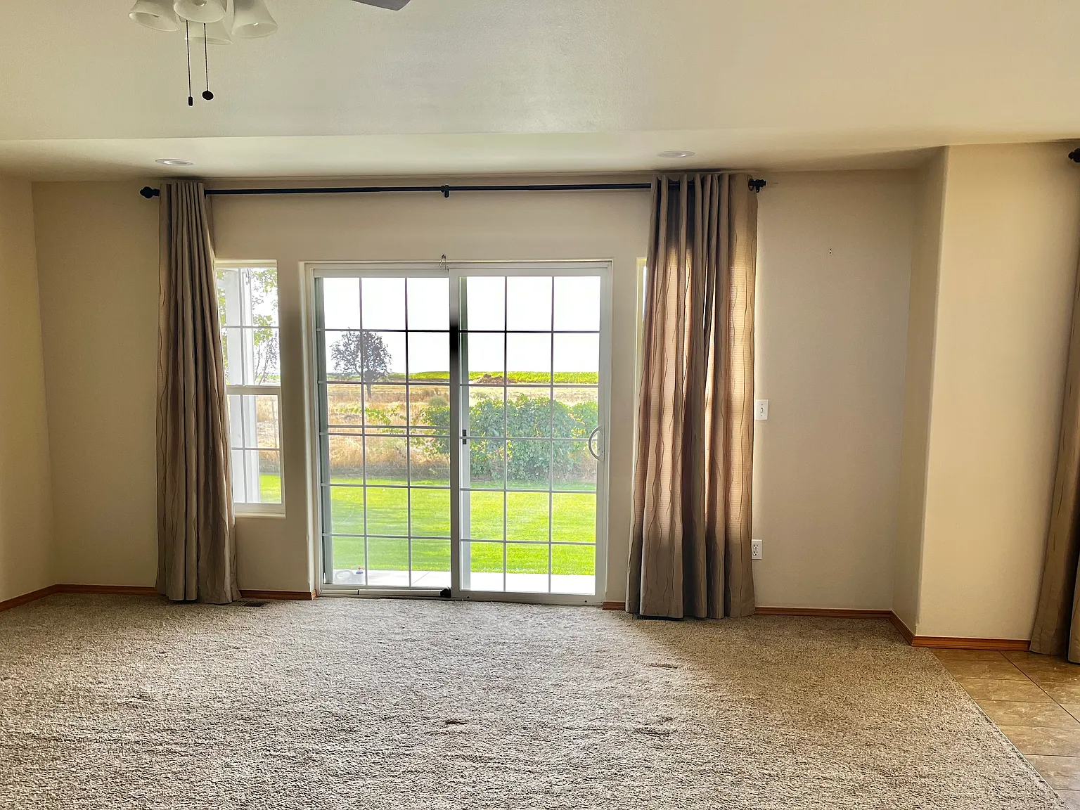 9369 Castlewood Dr SE — Photo 3