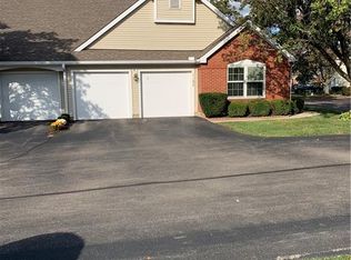 1195 Nutmeg Ct, Dayton, OH 45459