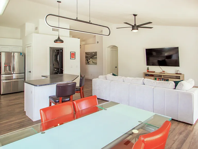 363 W Baylor Ln — Photo 5