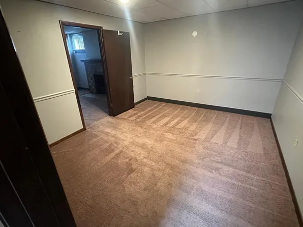 5032 Buttermilk Hollow Rd #1, West Mifflin, PA 15122