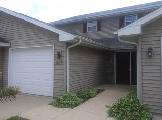 347 Sunset Rd, Columbus, WI 53925