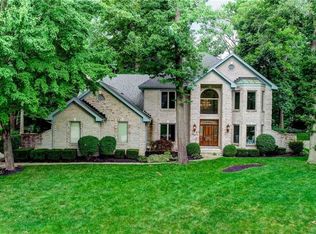 9341 Patriot Woods Ct, Dayton, OH 45458
