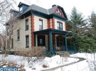 770 Hilltop Cir, Wayne, PA 19087