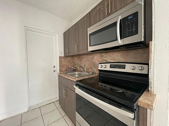 5th image of 177 NE 50th St #169-1
