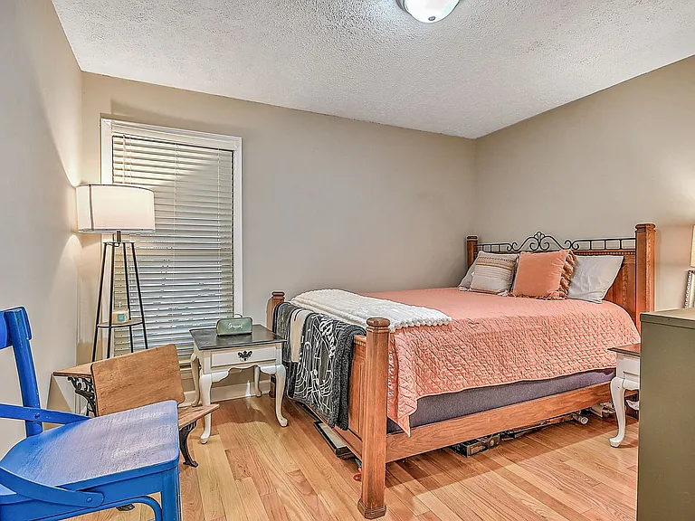780 Hamilton Rd #F8 — Photo 14