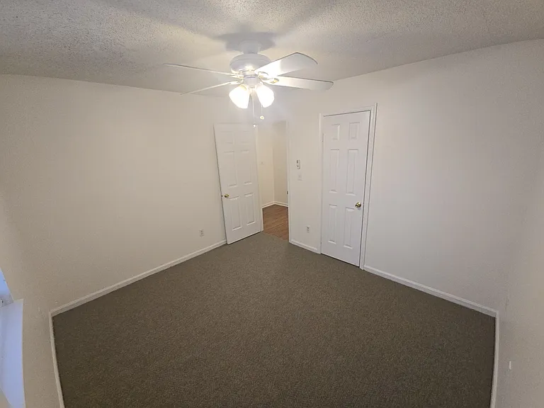 4016 Rainbow Dr — Photo 14
