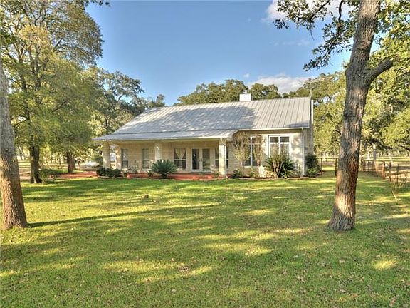 4th image of 4738 Woodland Dr