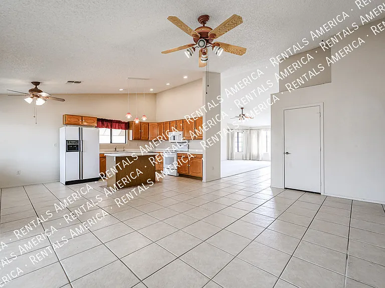2720 Leisure World — Photo 10