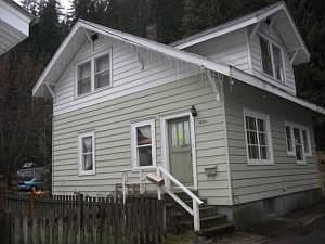 1st image of 140 1/2 King St