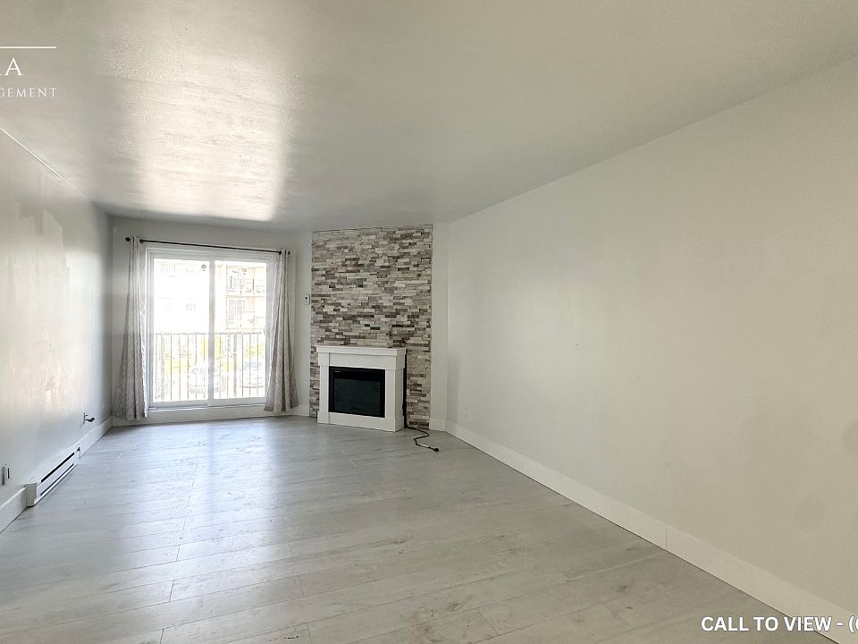 1st image of 735 Deveron Cres #205