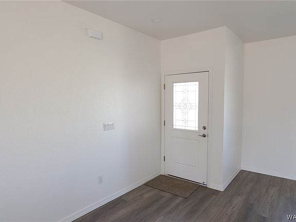 4th image of 1516 Kyle Avenue