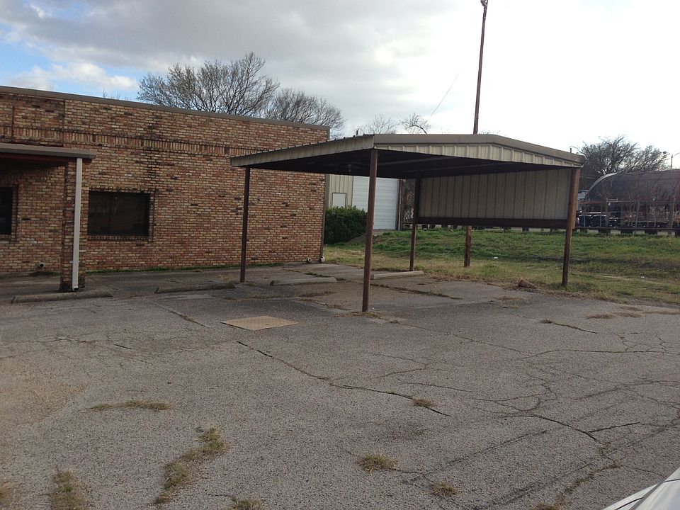 1st image of 1304 N. New Road