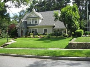 7 Hancock Hill Dr, Worcester, MA 01609