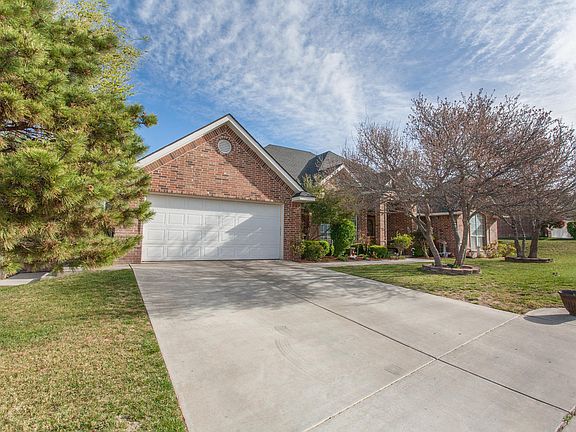 4th image of 5 Muirfield Ln