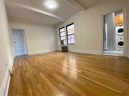 1st image of 262 W 107th St APT 6B