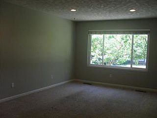3rd image of 496 S Wood Ave