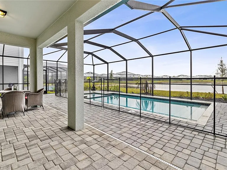 2516 Kona Way — Photo 26