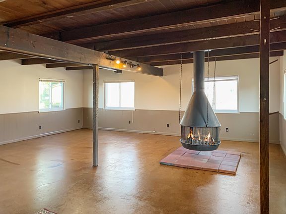 3rd image of 6116 E 6th Ave