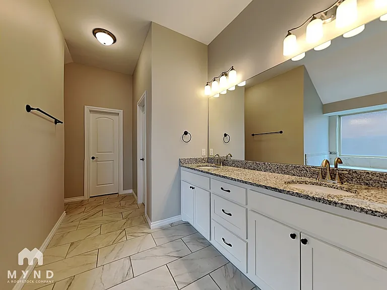 13316 Brampton Way — Photo 9