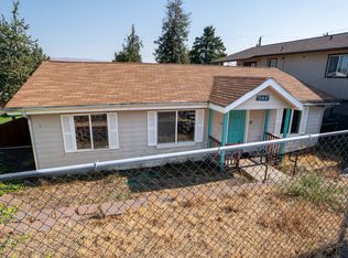 203 W 14th St, The Dalles, OR 97058