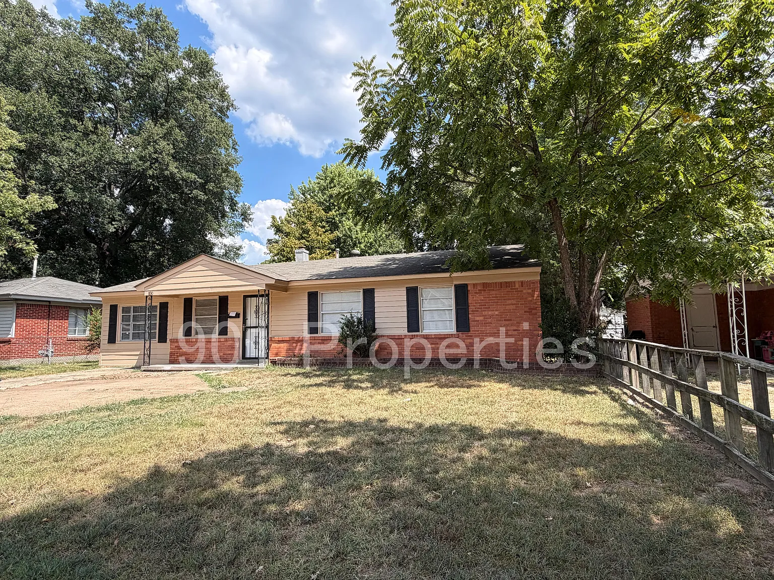 3 bed, 1253 sqft, $950 — Photo 2
