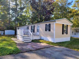 140 Offshore Dr, Murrells Inlet, SC 29576