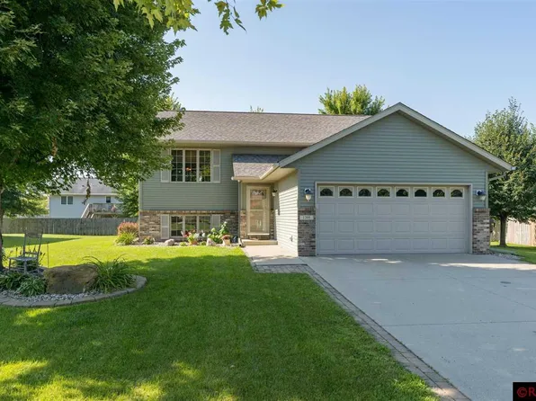 1205 Augusta Dr, Mankato, MN 56001