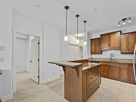5th image of 795 McGill Rd #204