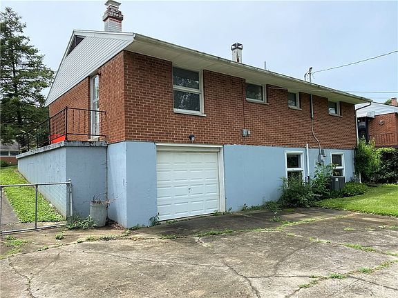 3rd image of 421 Brocone Dr