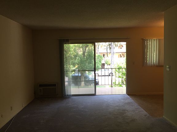 5th image of 1516 Rock Glen Ave APT 101