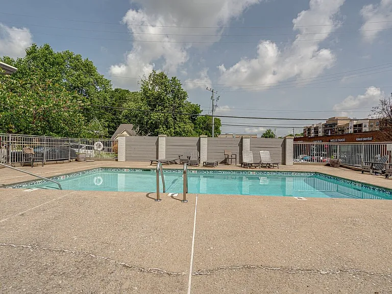 801 Hillview Hts #ID1261666P — Photo 24