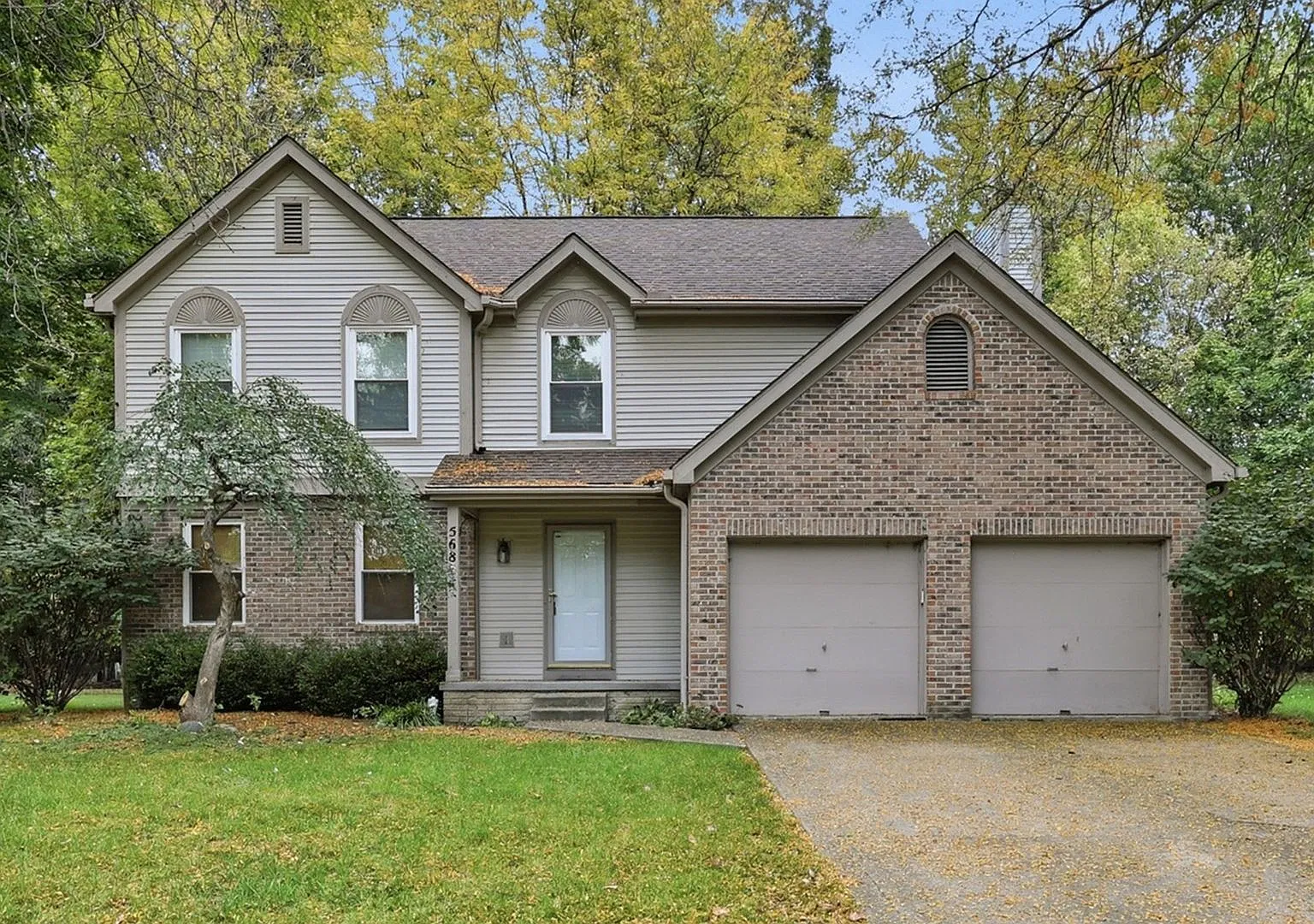 568 Elm Court — Photo 1