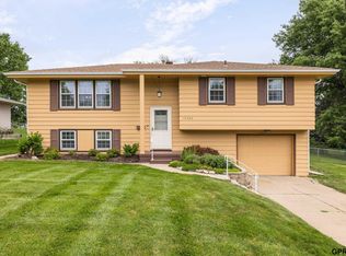 12306 Anne St, Omaha, NE 68137