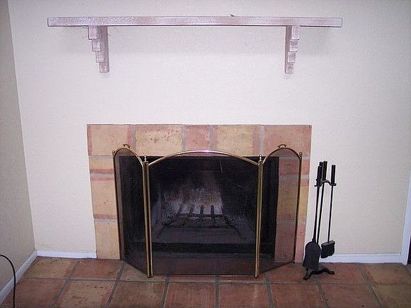 3rd image of 204 Fairway Dr