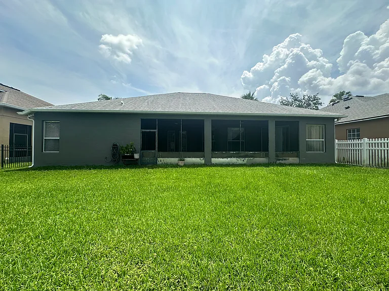 13448 Summer Rain Dr — Photo 38