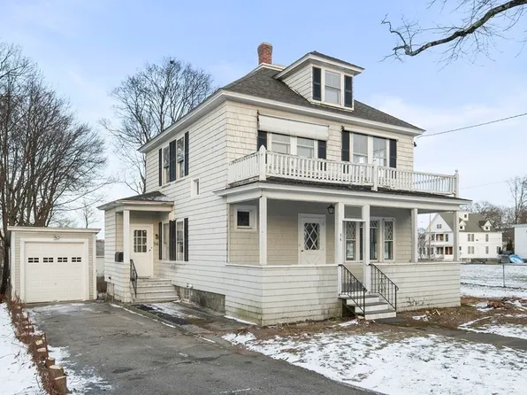 36 Newfield St, North Chelmsford, MA 01863