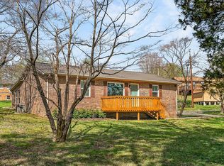 1423 Shadow Ln, Cookeville, TN 38501