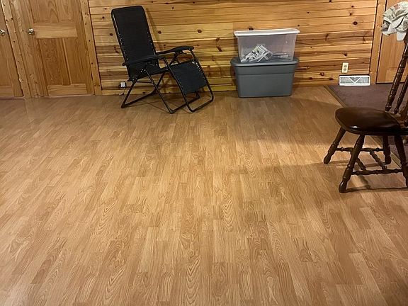 4th image of 2789 County Rd N