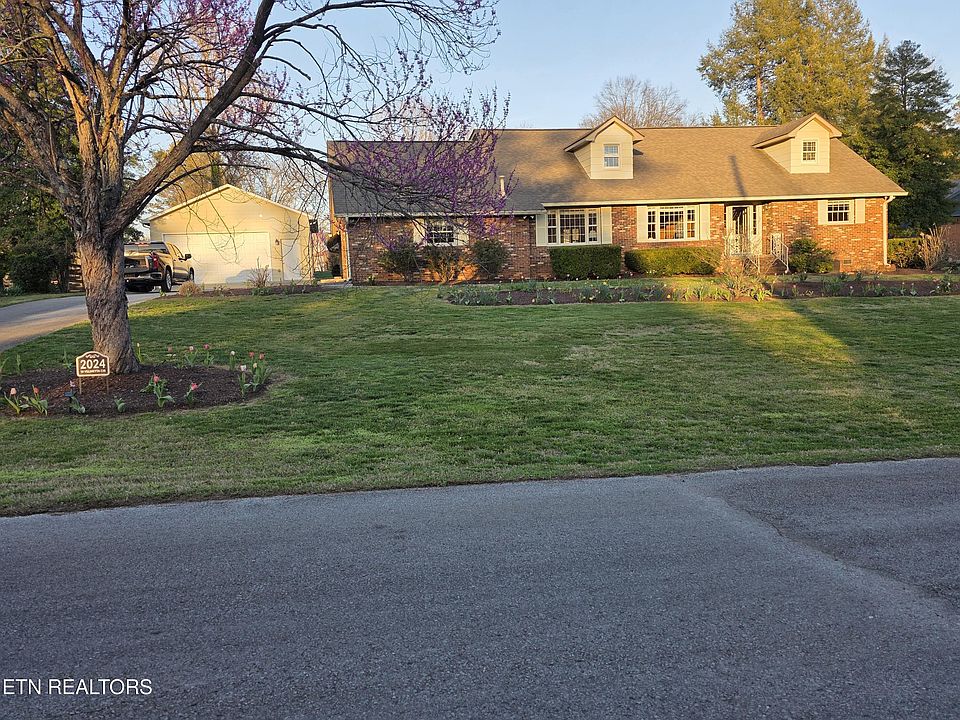 1st image of 2024 W Velmetta Cir