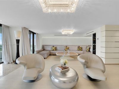 5500 Collins Ave APT 1802, Miami Beach, FL, 33140