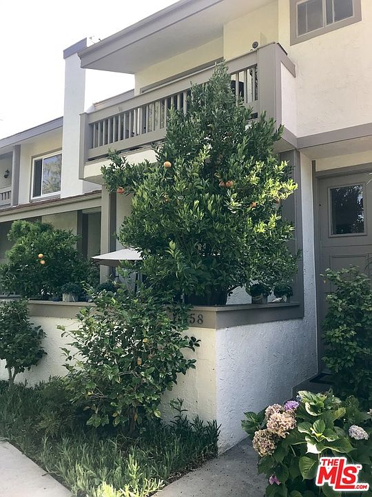 1st image of 17158 Palisades Cir