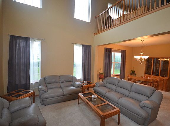 5th image of 3033 Gaylord Ln